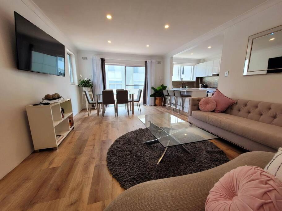 Ocean Front Apartment Cronulla Luaran gambar